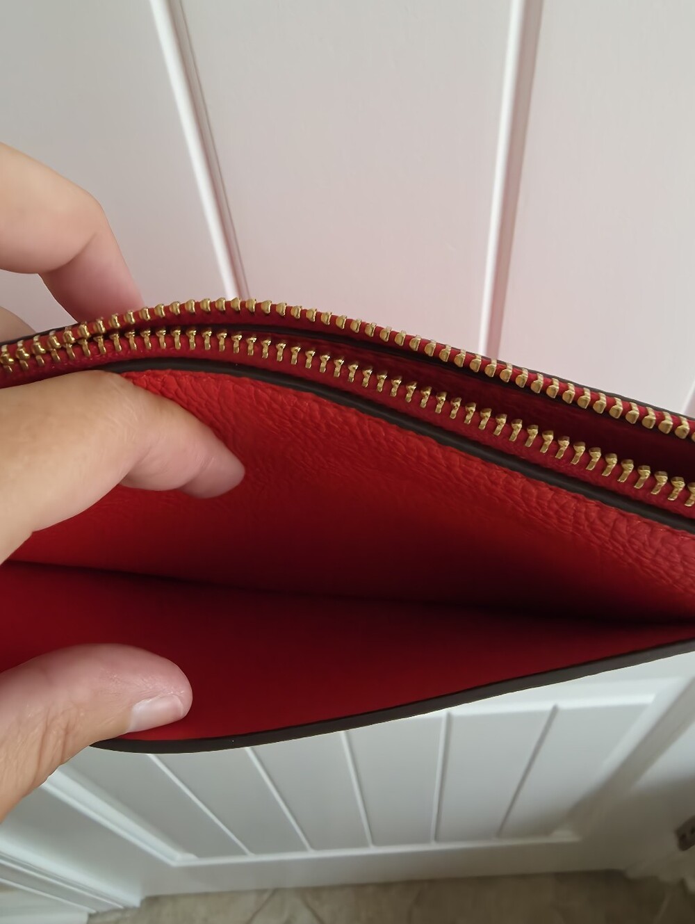 EUC Tory Burch Red Pebbled Leather Crossbody Bag - Picture 7 of 8